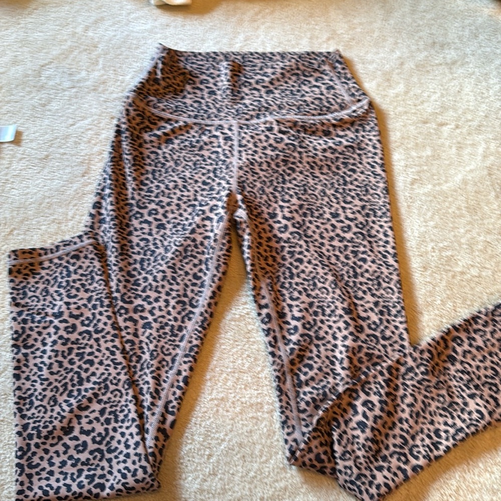 Allfenix leggings soft and great condition size M